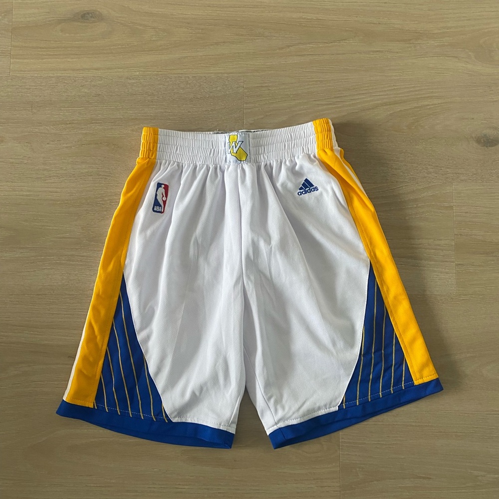 Mens Adidas White, Yellow & Blue Basketball Shorts (Golden State) size S